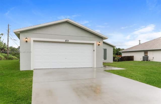 873 SW Saltonstall Ter photos photos