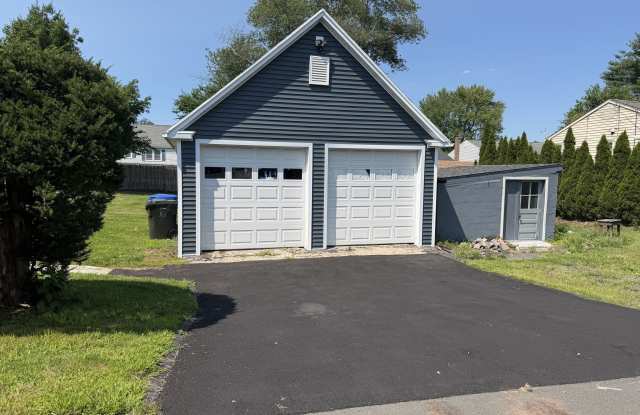 212 Maple Hill Avenue Gallery 2