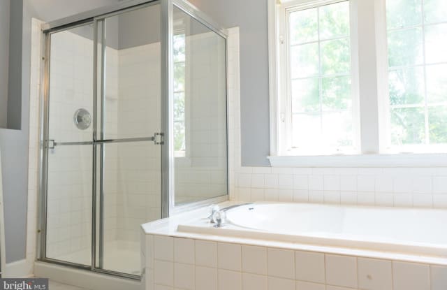 9614 MASEY MCQUIRE COURT Gallery 2