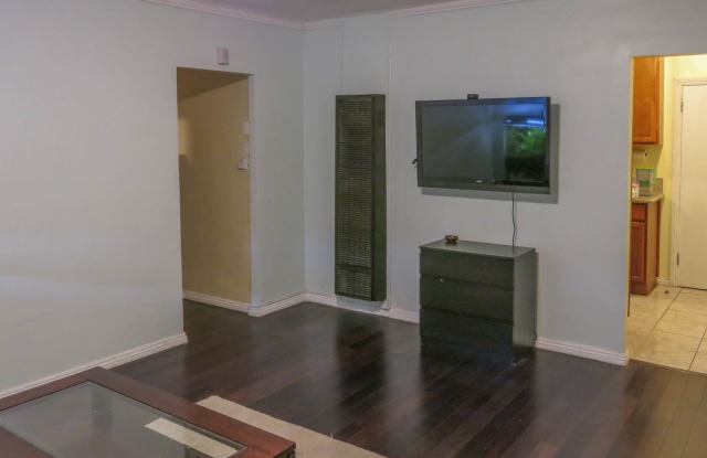 16615 Firmona Ave Gallery 2
