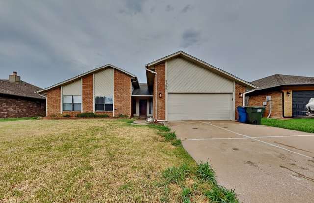 2200 Sandy Creek Trl Gallery 1