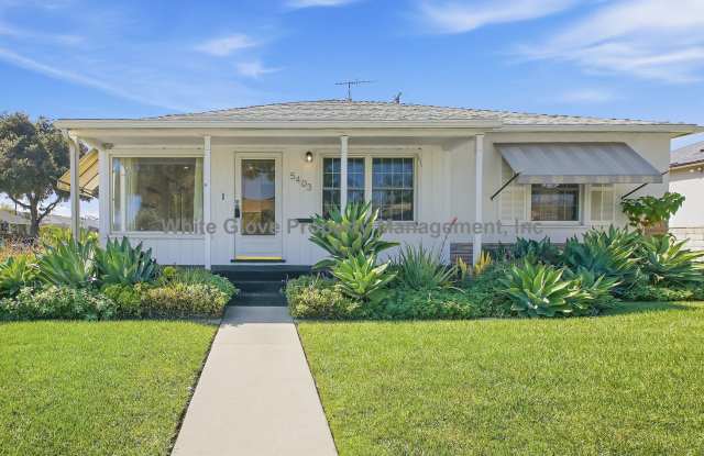 Beautiful 3 Bedroom Lakewood Home with Updated Kitchen Gallery 1