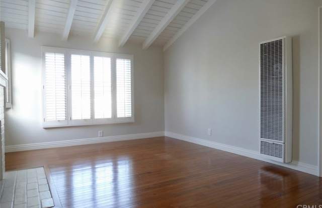 451 Osgood Court Gallery 3