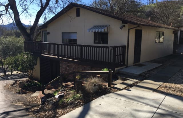 3690 Tulare St photos photos