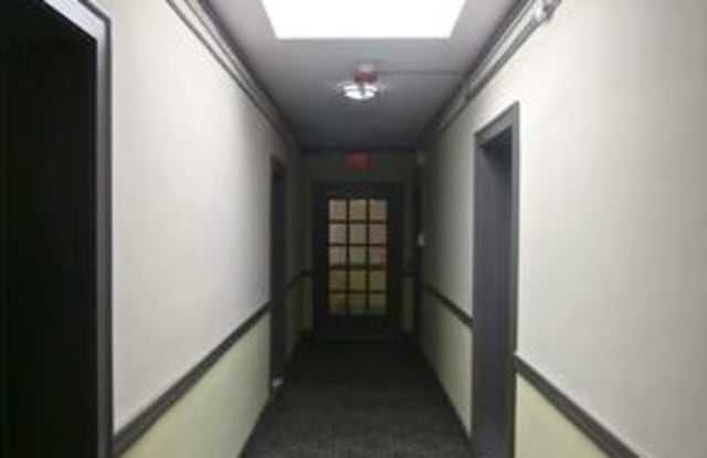 339 Howard 3 Gallery 3