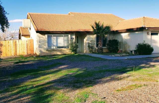 *DO NOT DISTURB TENANTS- 4 bedroom 2 bath home w/POOL!! photos photos *DO NOT DISTURB TENANTS- 4 bedroom 2 bath home w/POOL!! photos photos