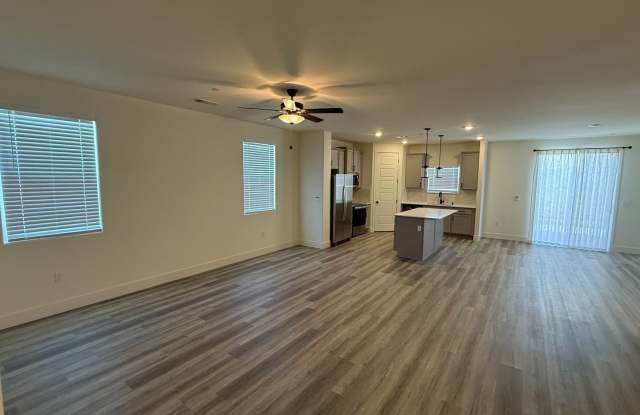 ** Brand-New 4 Bedroom, 3 Bathroom Home for Rent** Gallery 4