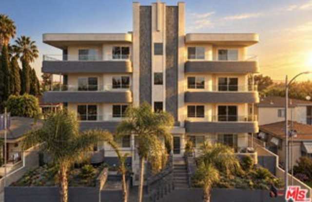 10951 National Boulevard Gallery 1
