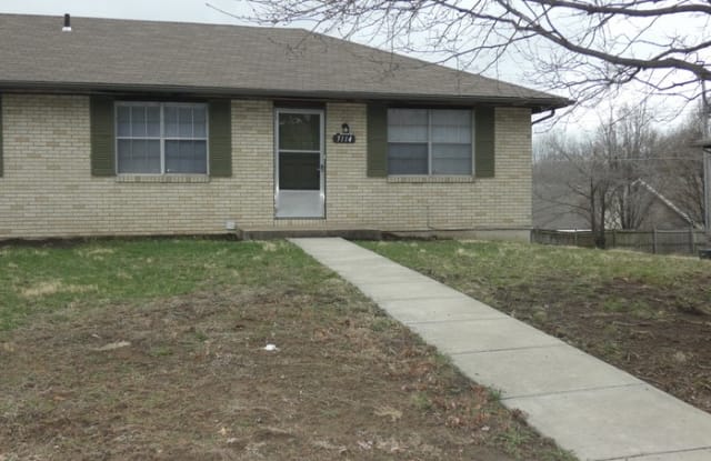7114 North Park Avenue photos photos
