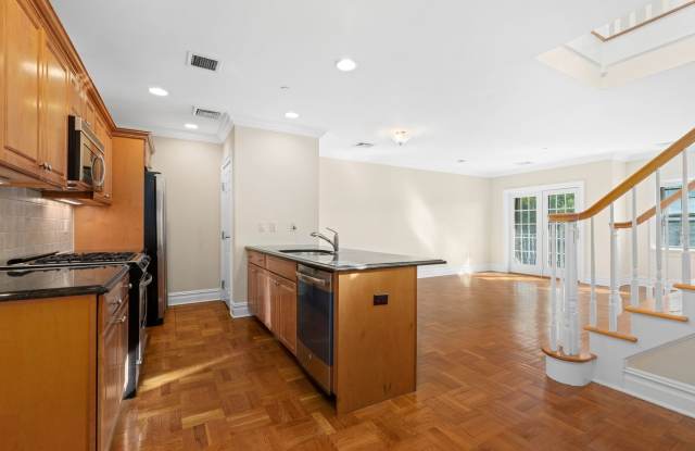 Scarsdale Commons photos photos