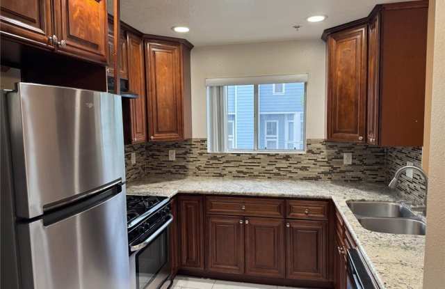 13054 Sycamore Village Dr. photos photos