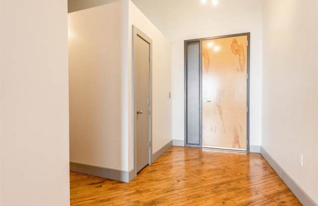 87 PEACHTREE Street SW Gallery 2