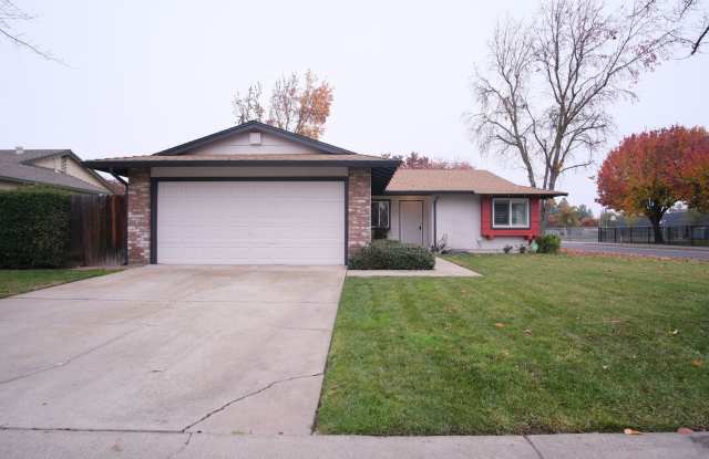 Coming Soon!! Charming 3-bedroom 2-bathroom in the vibrant city of Modesto. - 4000 Blue Bird Drive, Modesto, CA 95356