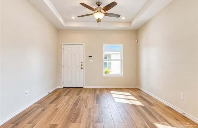 503 Peabody Avenue Gallery 4