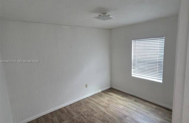 503 N 25th St photos photos