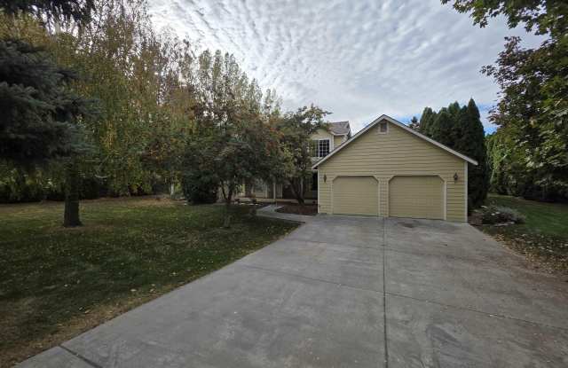 4501 Mallet Gallery 1