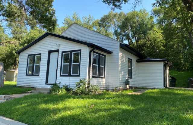 LEASE TO OWN $2,000 MO photos photos