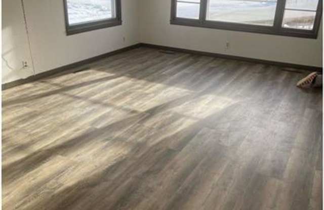 4 Bed 2 Bath Split Level Home photos photos