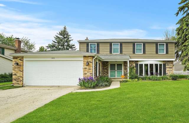 1011 Talltree Terrace - 1011 Tall Tree Terrace, Libertyville, IL 60048