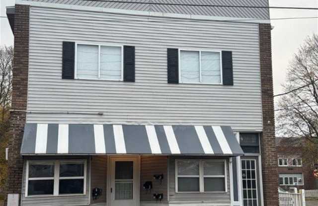 121 E Main Street - 121 East Main Street, Frankfort, NY 13340 121 E Main Street - 121 East Main Street, Frankfort, NY 13340