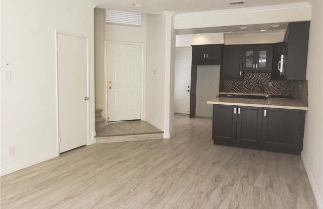 28463 Klondike Drive Gallery 3