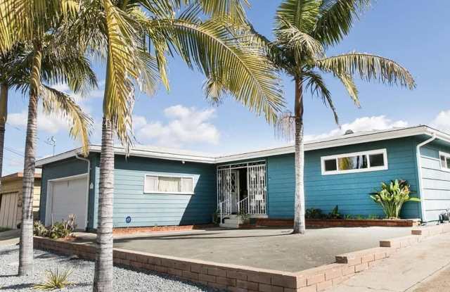 5203 East Falls View Dr San Diego, CA 92115 photos photos
