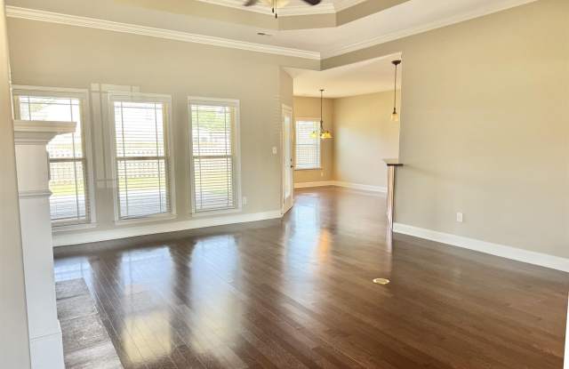 104 Brighton Park Way Gallery 2