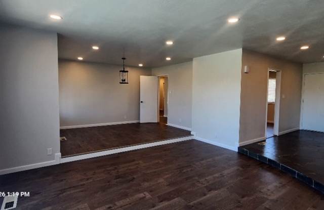 Beautifully Remodeled 3-Bedroom 2.5 Bath Home with Pool in Vallejo Gallery 4