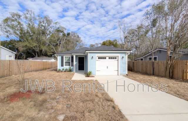 8537 Peach St photos photos