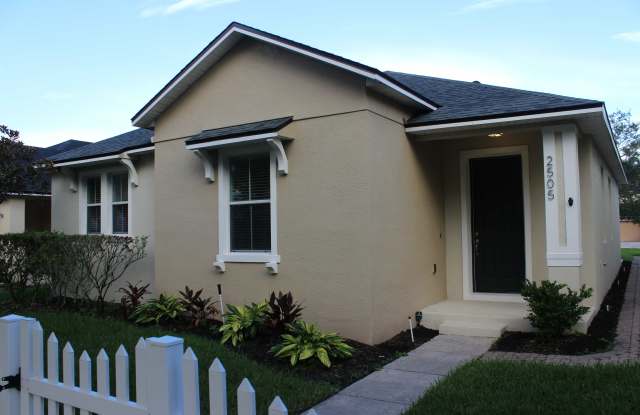 2505 Lacerta Drive Gallery 1