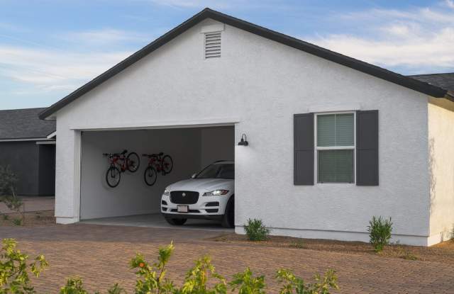 Cyrene at Estrella photos photos