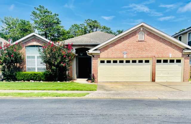 Beautiful 4/3 Family Home in Quiet Neighborhood photos photos