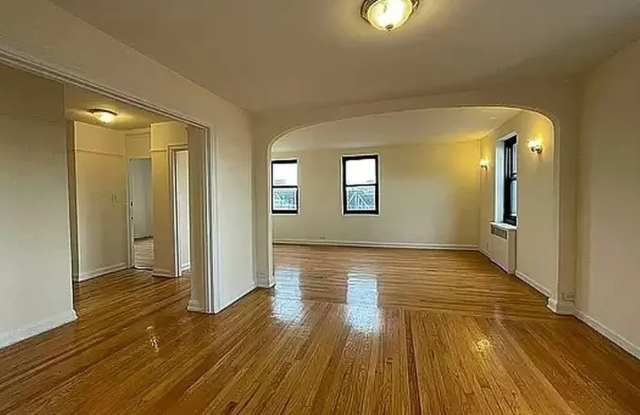 923 Park Ave Apt 6UT photos photos