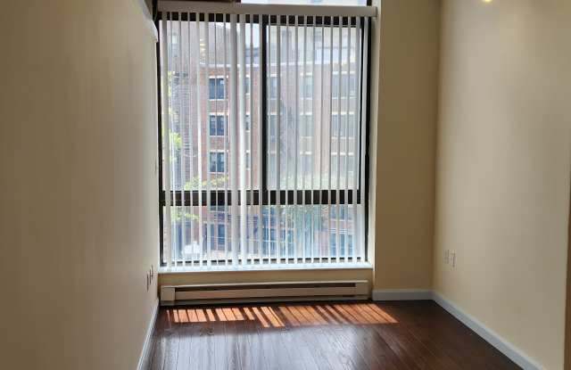 12 Stoneholm Street - 12 Stoneholm Street, Boston, MA 02115