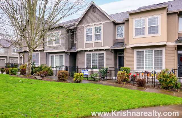 Lovely Home In A Excellent Location! 2 Bedrm 2.5 Bath in Arbor Reserve **PET FRIENDLY!  INTERNET INCLUDED** photos photos