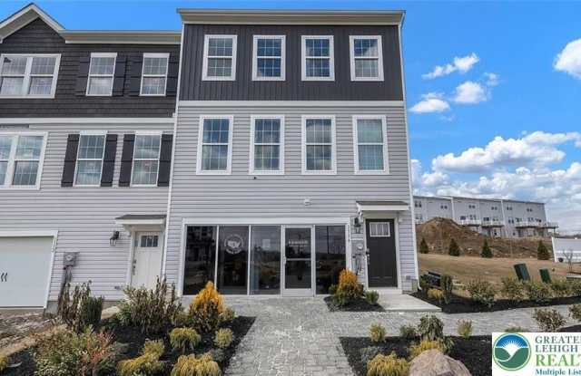 1130 Meadowlark Drive photos photos