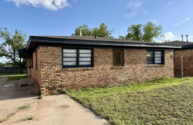 703 47th Street - B photos photos