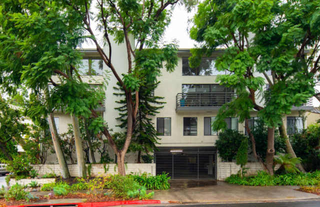 Large and Modern tri-level townhouse in Westwood minutes from Beverly Hills and UCLA photos photos