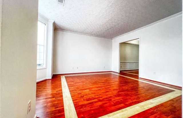 4035 River Green Parkway Gallery 4