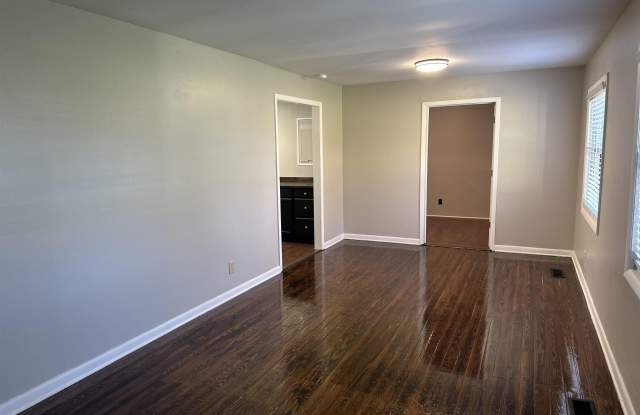 131 R Hammond Court Gallery 2