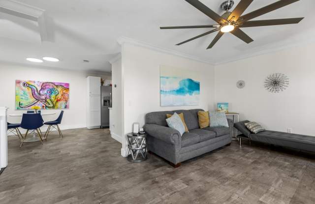 22 Moreno Point Road unit: 03 photos photos