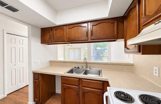 3725 Thornberry Court Gallery 4