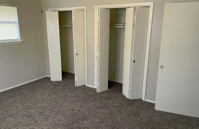 Duplex *LEASING SPECIAL AVAILABLE* - 7320 Sanger Avenue, Waco, TX 76712