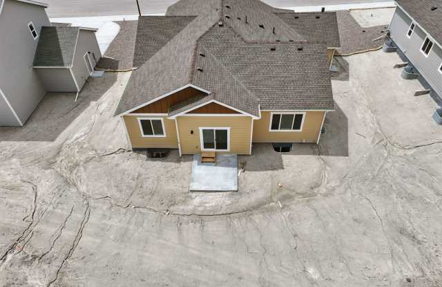 Stunning 5-Bedroom Ranch-Style Home in Monument | 3-Car Garage & Modern Finishes Gallery 4