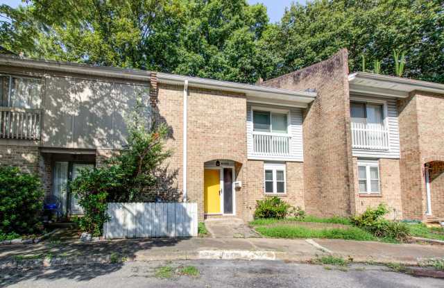 Townhome in College Park Area of Virginia Beach Gallery 3