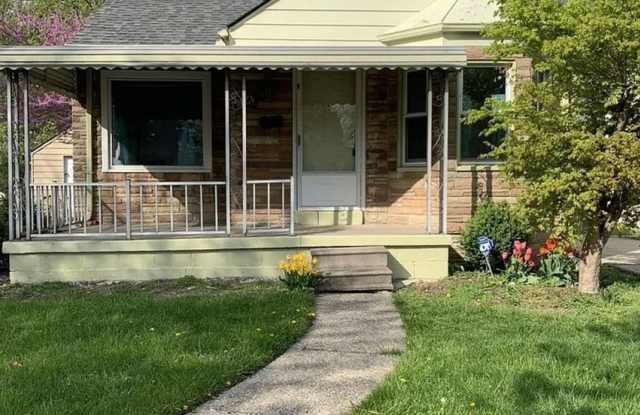 19661 KENOSHA ST photos photos