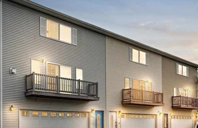 3 bedroom, 2.5 bath photos photos