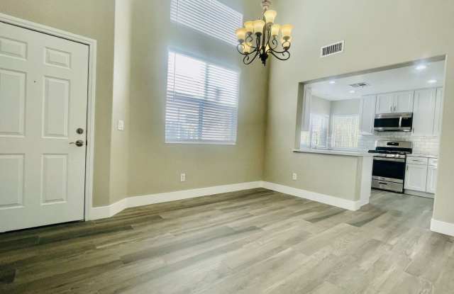 Fully Remodeled 3bd Home with Downstairs Primary Suite, Luxury Finishes & Private Covered Patio Gallery 4
