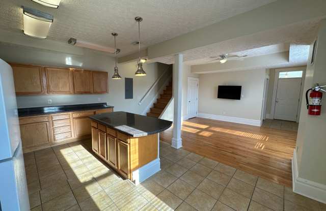 University District Single Family House Gallery 4
