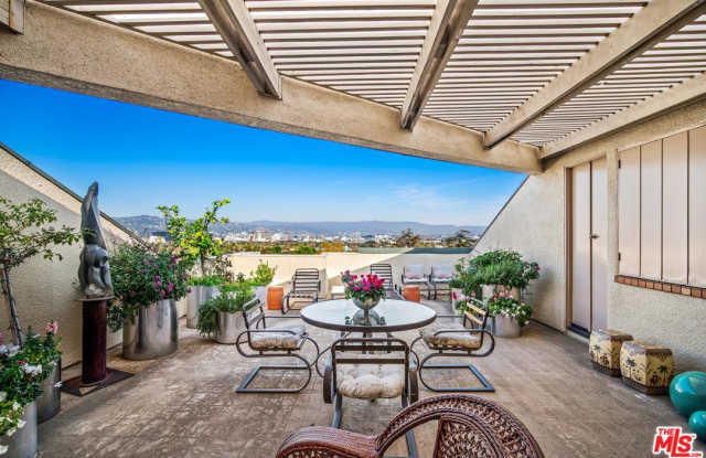 2278 CENTURY Hill - 2278 Century Hill, Los Angeles, CA 90067